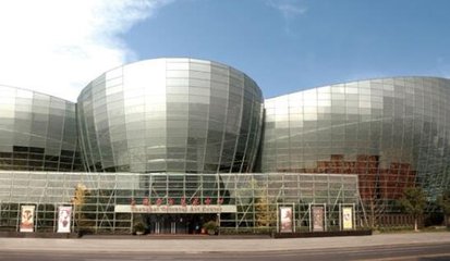 耀皮玻璃近期市場表現分析 批發貿易板塊承壓，五日跌幅4.34%